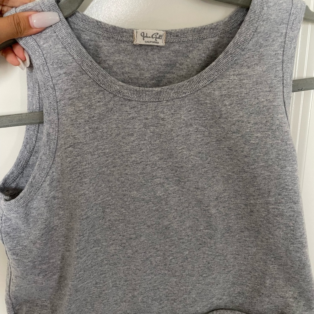 grey cropped tank